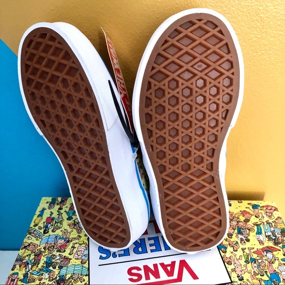 📌SOLD📌Vans X Where’s Waldo | Slip-Ons Limited Edition Sold Out Style Kids - Picture 10 of 13
